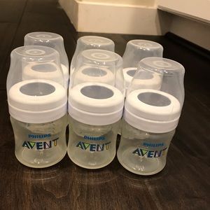 Avent baby bottles (4oz)